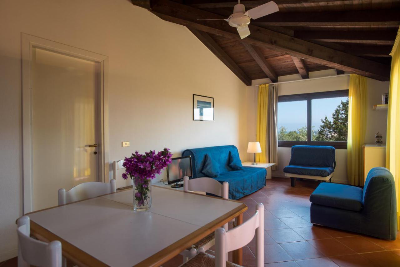 Residence Bouganville Porto Rotondo Eksteriør billede