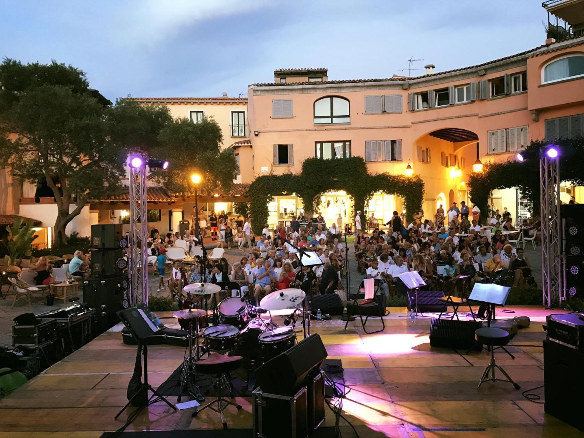Residence Bouganville Porto Rotondo Eksteriør billede